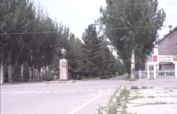 Gwny plac w Karakol
