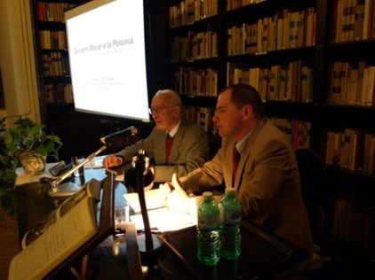 od lewej prof. Sante Graciotti, dr Jarosaw Matysiak
